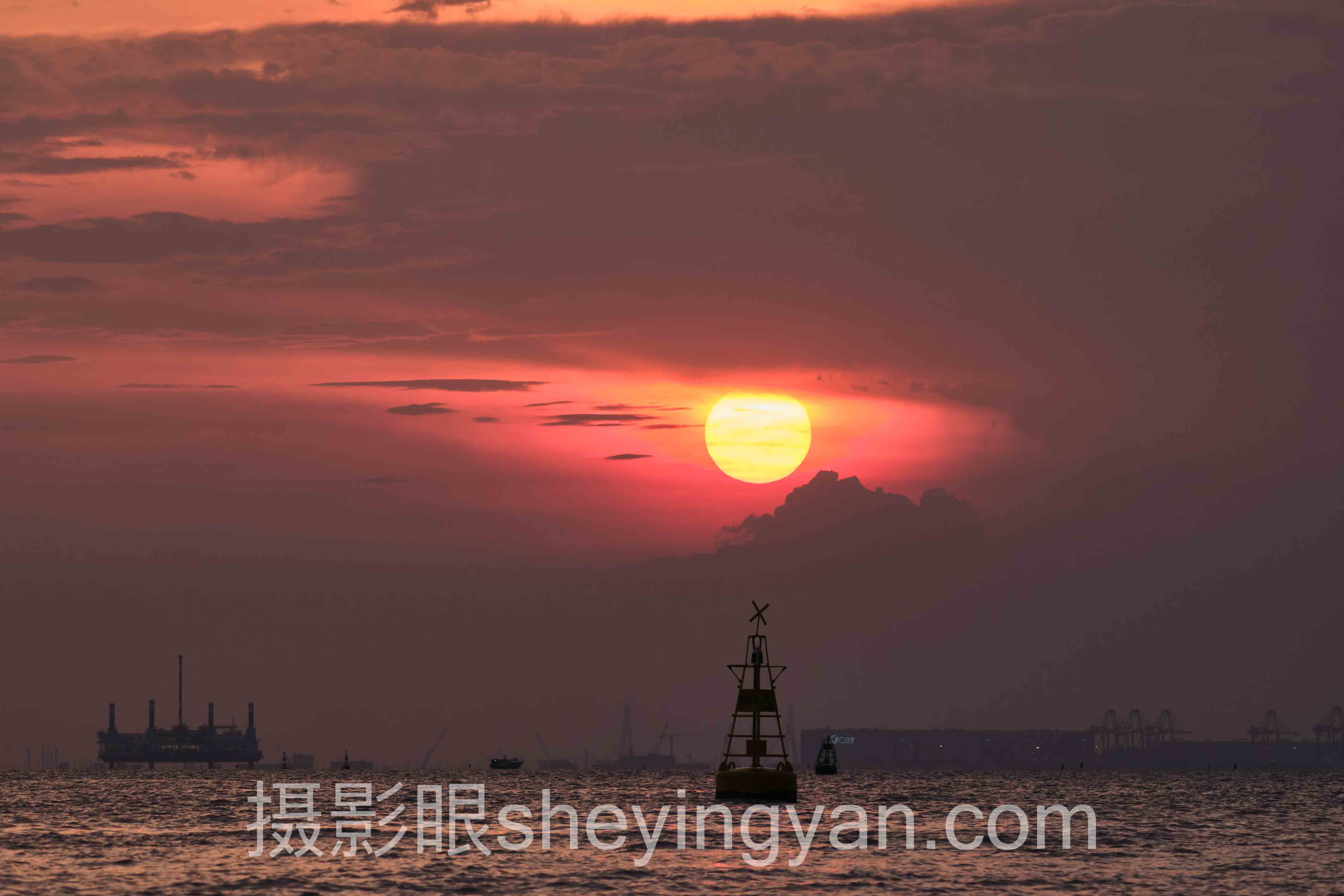 2024年人像照片点评数据报告:AI评分与真实反馈的六大趋势