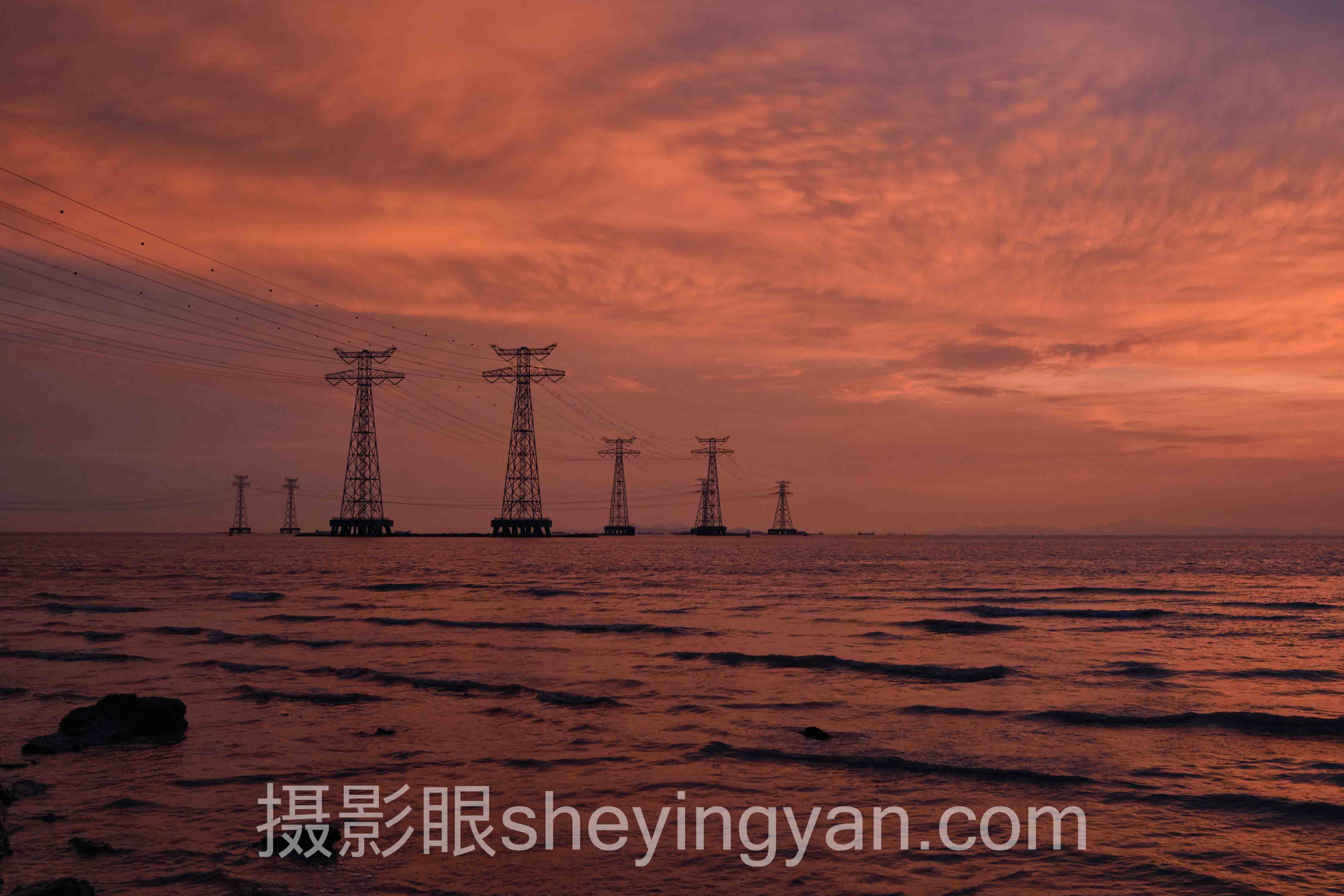 2024年摄影眼官网打分数据报告：AI照片评分关键趋势与洞察